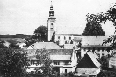 Teilansicht mit Pfarrkirche