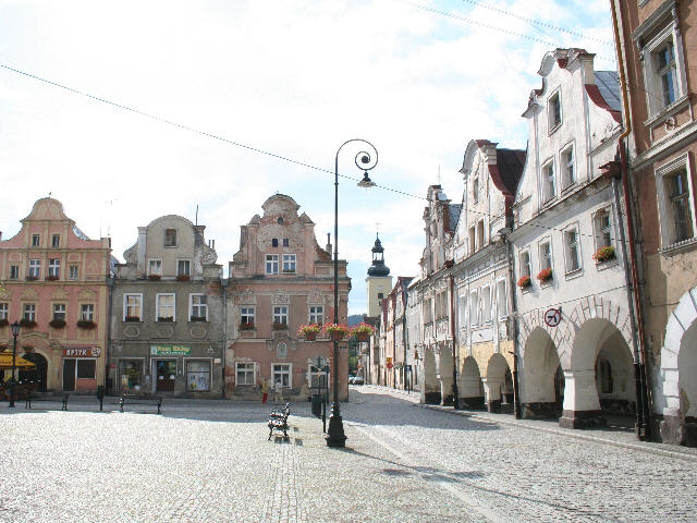 Laubenh&auml;user am Ring
